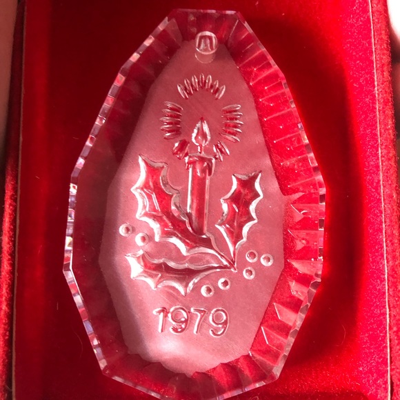 Waterford Crystal Christmas Ornament - Picture 1 of 3